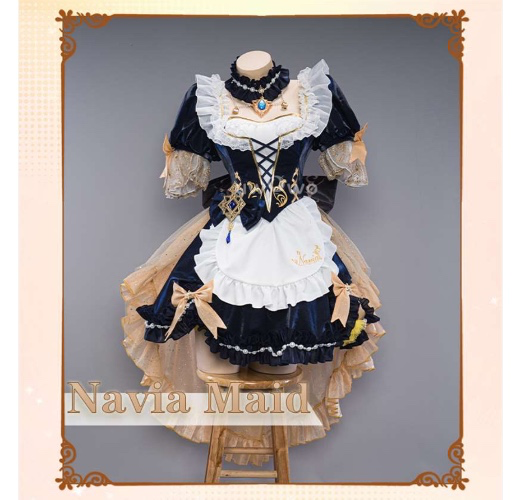 Navia maid cosplay