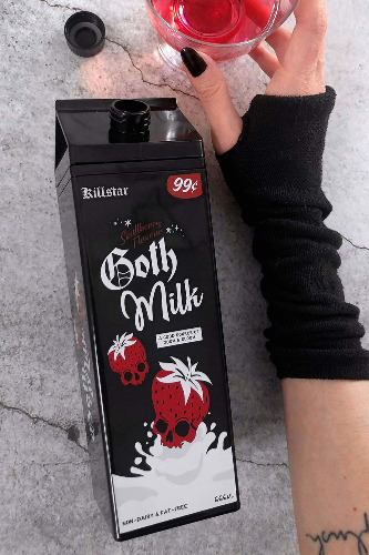 Goth Milk Cold Brew Cup | Onesize / Black / 100% BPA Free Plastic