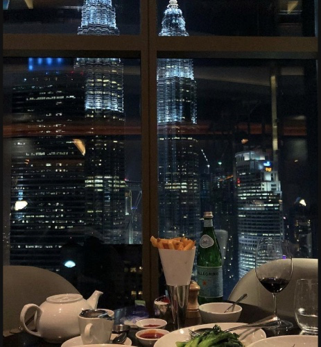 Pay for my dinner 100£