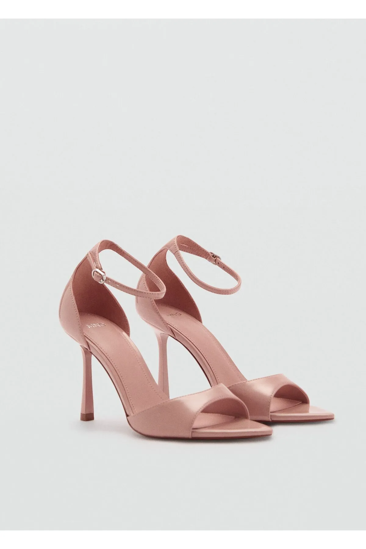 MANGO Bilekten bağlamalı topuklu sandalet