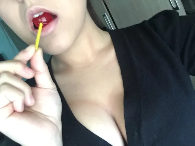 💰$25 for my lollies