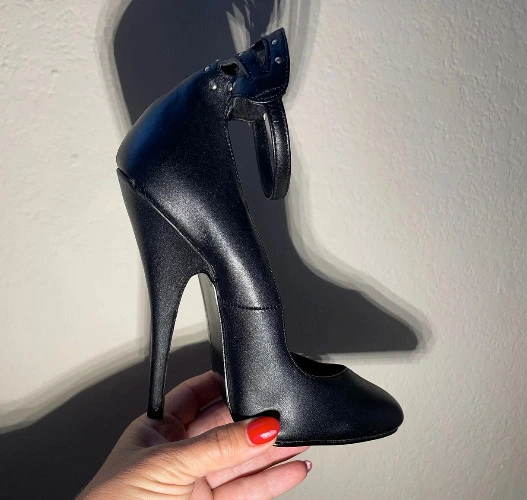 1980s VTG Wild Pair Fetish Heels Ankle Strap Sz 5 