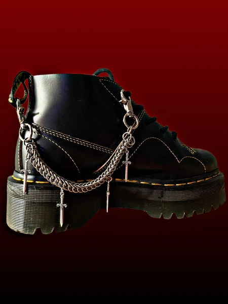 Dagger Boot Chain
