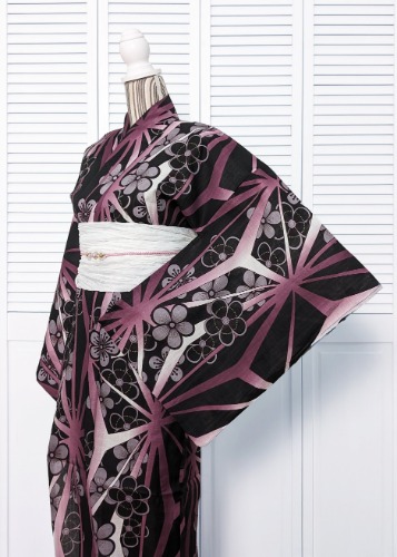 Yukata Kimono - Plum Blossoms and Webs in Black (Style #2627)
