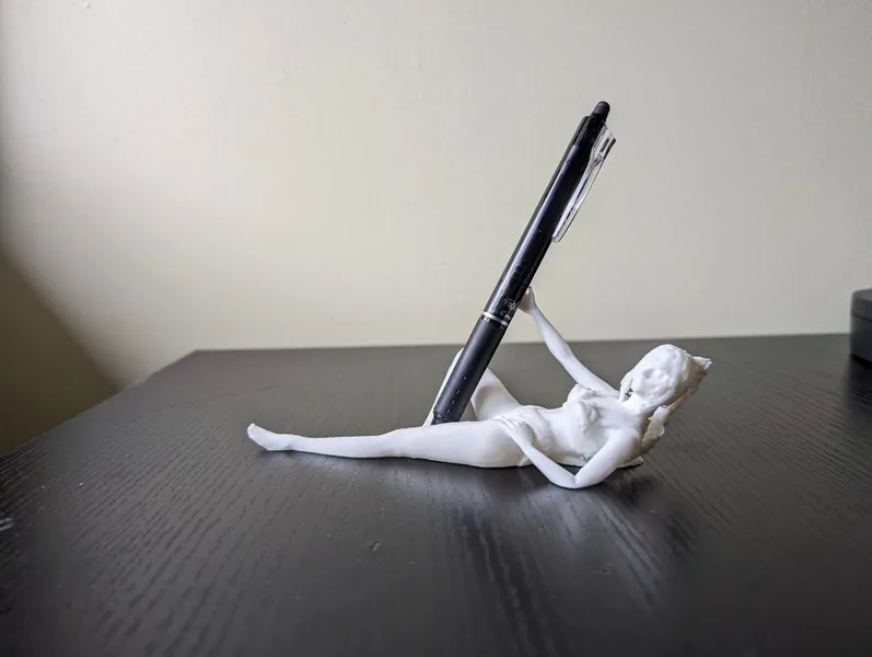 Shadowheart Figurine Pen Holder Inspired by Baldur's Gate 3, 3D Printed, 6 Inches Long