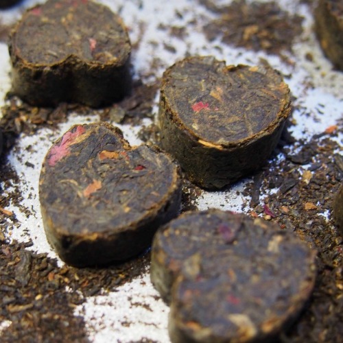 Vanilla Rose Dark Tea (Pu'erh) Hearts