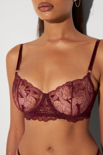 Lacy Bra in Burgundy - 32C