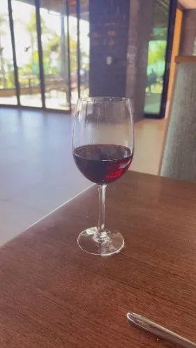Red Wine (2 Glasses)