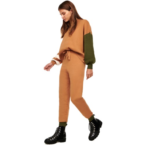 Camel Clash Jogger | M