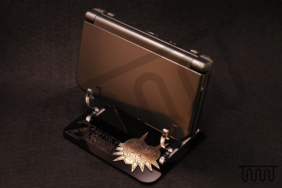 NEW Nintendo 3DS XL Majora&#39;s Mask Acrylic Handheld Console Display Stand