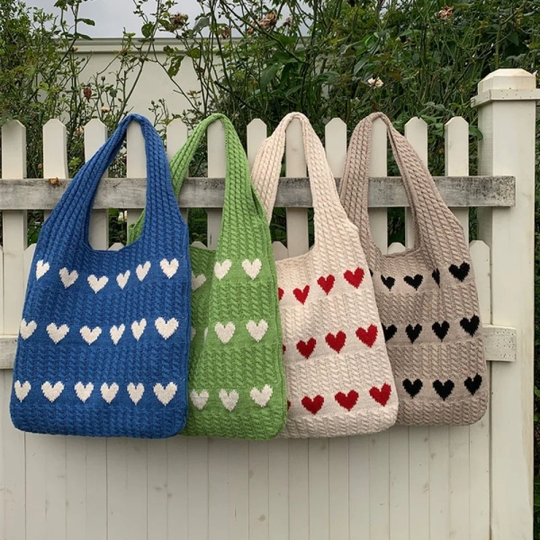Knitted Heart Shopping Shoulder Bag with Heart Pattern