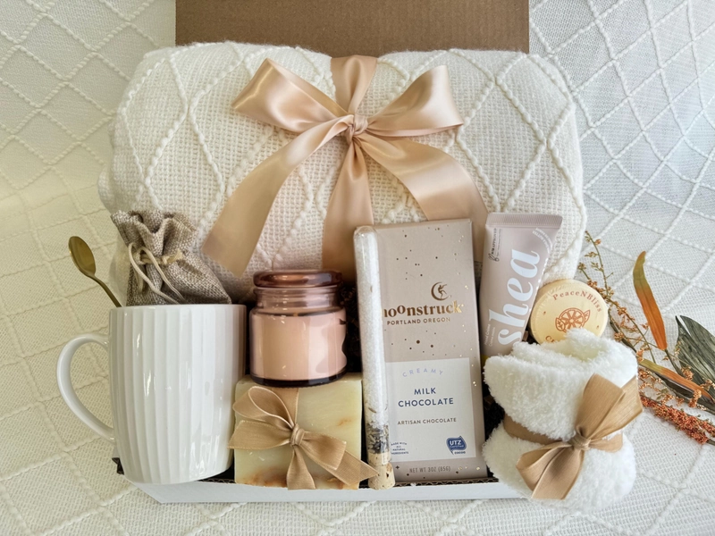 Hug In A Box, Encouragement Gift, Mom Gift Set, Hygge Gift Box, Thinking Of You Box, Cozy Care Package, Self Care Basket, Blanket Gift Box