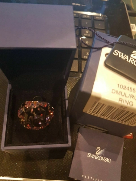 Swarovski Fizz Chic Ring 1024557 new normal storeprice 210 euro