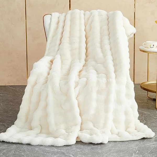 SHANNA Soft Warm Rabbit Plush Fleece Blankets Thick 1000 GSM Throws for Sofa Large Fluffy Versatile Blanket Bed Throw for Bedroom, Couch, Travel, Kids, Camping (White, 230 * 250cm)