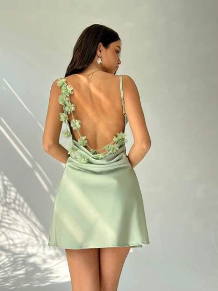 Aloruh Damen elegantes rückenloses Minikleid mit Blumendekor und drapiertem Ausschnitt