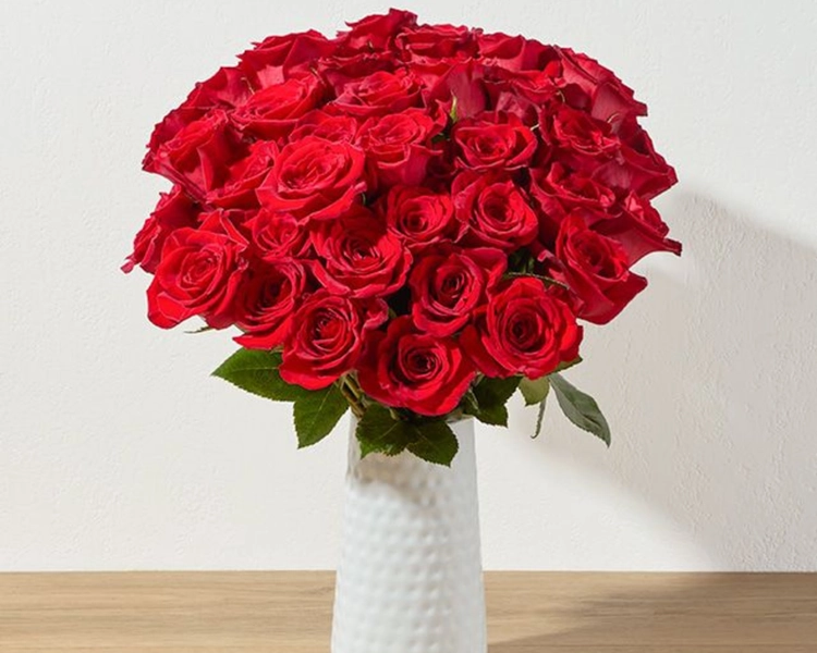 Always Grand With Signature Vase