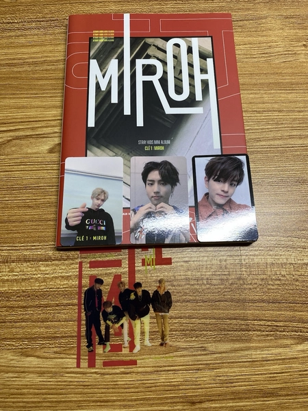 Stray Kids Miroh Limited Album Changbin Page With Inclusions