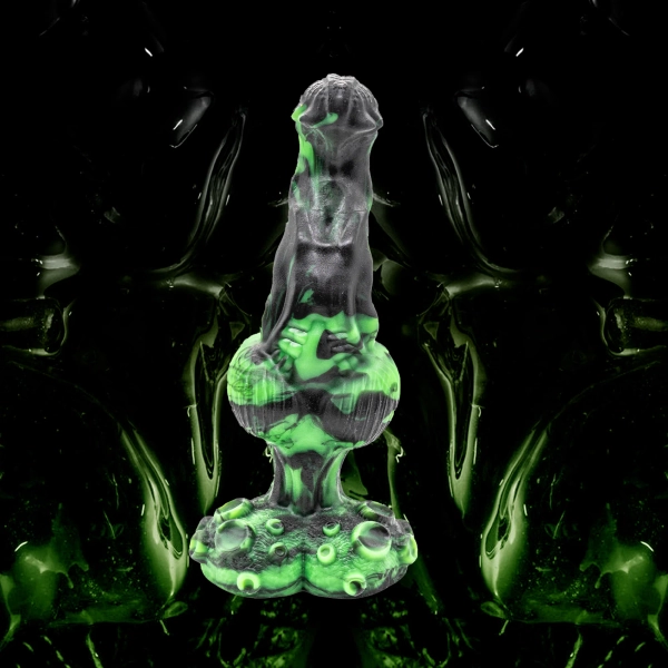 DOMINUS the Knotted Dildo