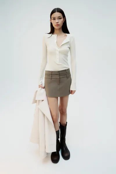 SEMI-SHEER SLUB RIB TOP