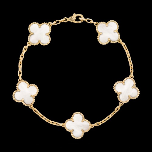 Vintage Alhambra bracelet