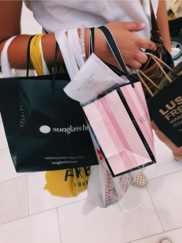 Mini shopping spree 