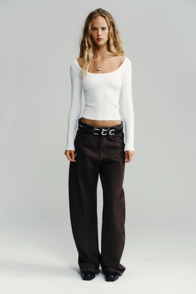 T-SHIRT CÔTELÉ À MANCHES LONGUES