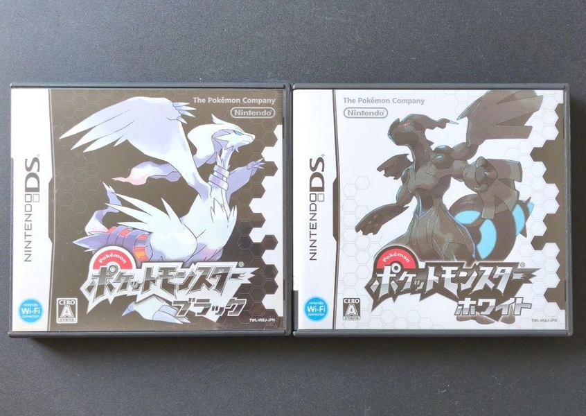 Pokemon Black and White Set Nintendo DS Japanese Version Authentic Tested Used
