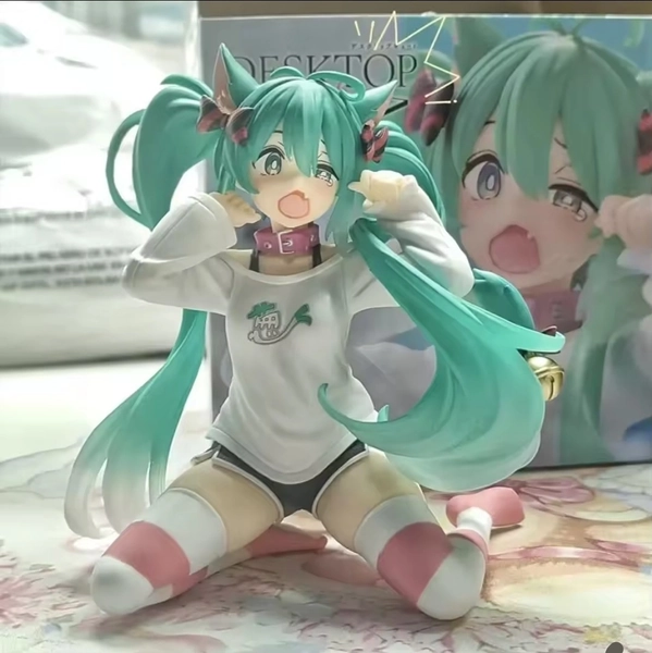 Hatsune Miku Desktop Cute Action Figure Neko T-Shirt 11cm Ver. Anime Figurine Ka
