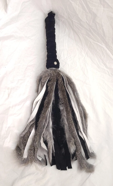 Hybrid Fur Flogger