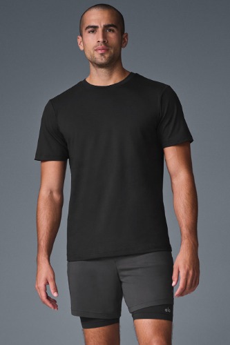 Conquer Reform Crewneck Short Sleeve - Black | Black / L