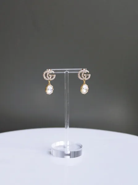 WINDSOR QUARTZ DANGLE EARRINGS