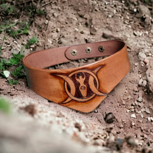 Leather choker decorated with triple goddess - Leather choker decorated with triple goddess