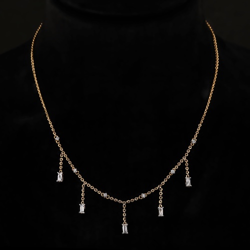 Rangani Flying Baguette Necklace - Gold 14k