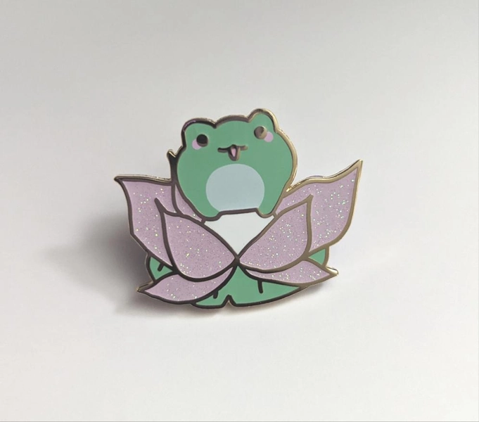 Froggy Glitter Pin