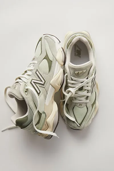 New Balance 9060 Sneakers