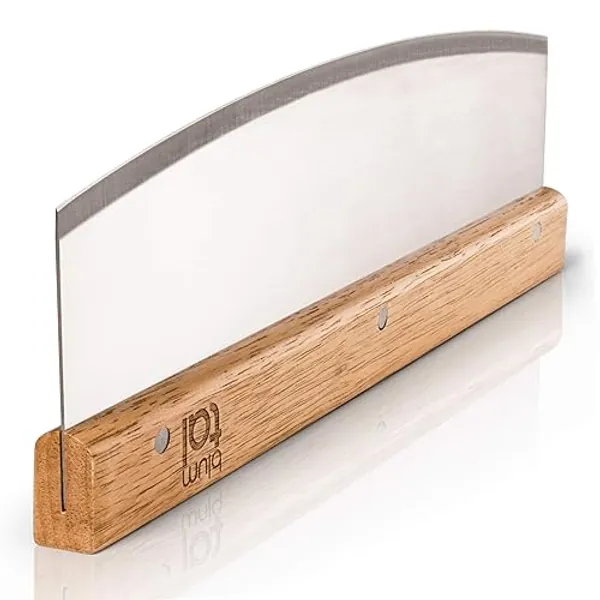 Blumtal Pizzaschneider Edelstahl - Profi Pizzamesser Wiegemesser mit 32cm Edelstahlklinge - Wiegemesser Pizza Schneider rostfrei - Pizza Cutter - Scharfes Pizza Messer - Pizza Wiegemesser + Holzgriff - Wiegemesser