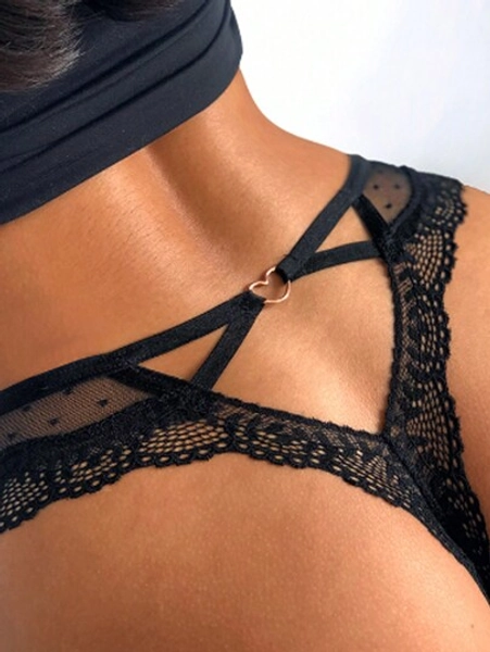 Spets & Mesh Genomskinlig sexig lågväxt ihålig stringtrosa Sexiga underkläder, svarta