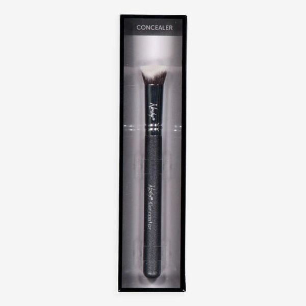 
            Black Concealer Makeup Brush - TK Maxx UK