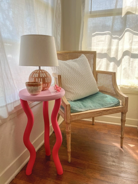 The Jelly Side Table - Wavy Pink & Red Postmodern Funky Jelly End Retro - Home Decor Fun Colorful Dopamine Nightstand Furniture Maximalist