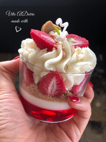 Scented gourmet candle