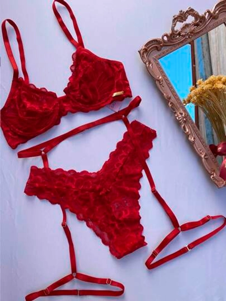 Conjunto de lingerie com Liga de Perna Renda Floral