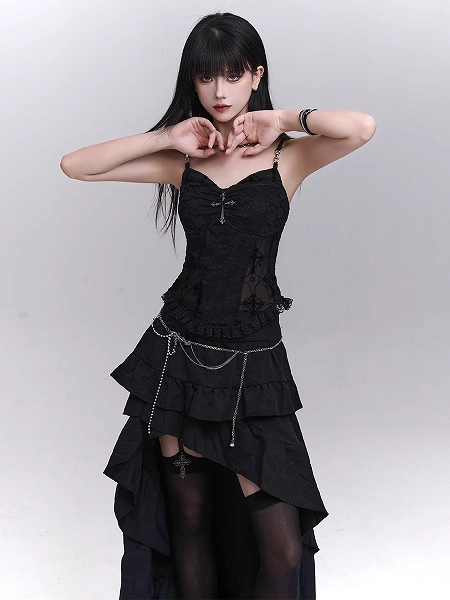 [$26.00]Schwarzes Cami-Top mit Spitzenpatches an der Taille und Kreuzverzierung mit Perlenketten