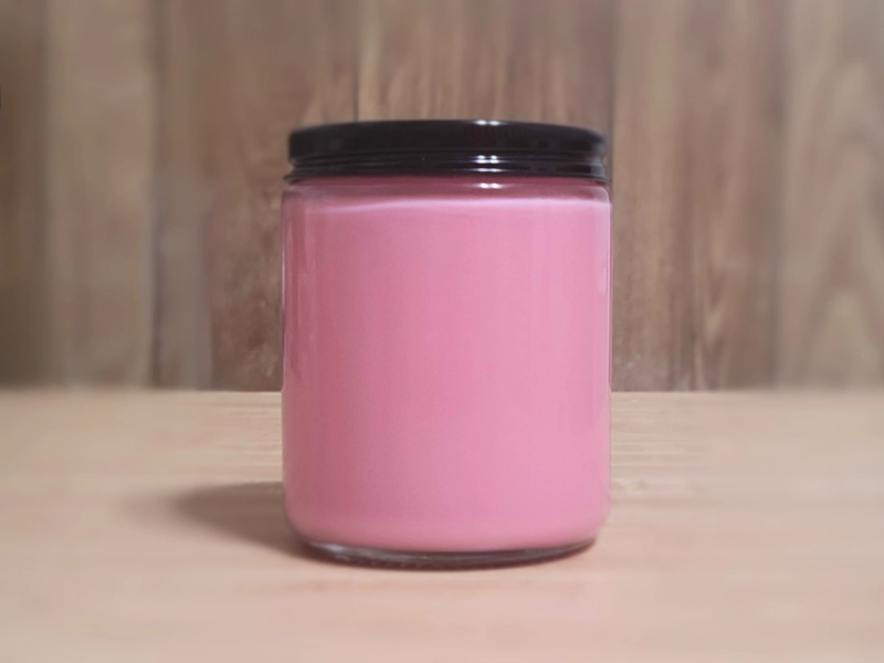 Sakura Strawberry Milk Tea Candle - Wooden Wick / Pink