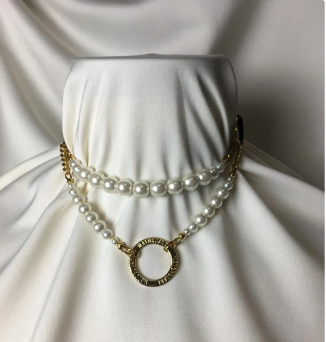 Pearl choker