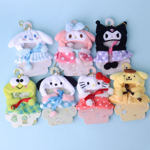 Sanrio Pochaco Plushie Cape Keychain