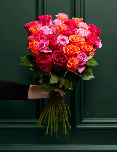 Buy me flowers - Radiant Rose Abundance Bouquet