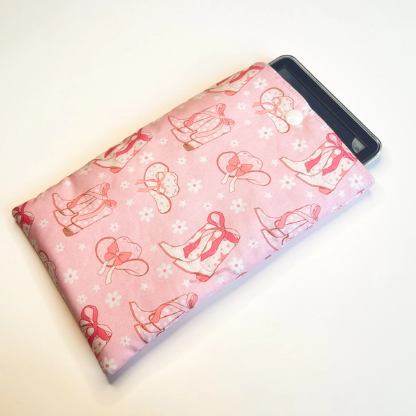 Coquette Cowboy E-reader Sleeve / Padded kindle jacket, Bookish gift for western romance lovers, Letterbox gift for book lover, Pink bows