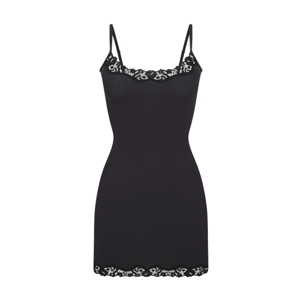 FITS EVERYBODY LACE SLIP DRESS | ONYX | XXS