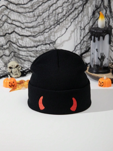 1pc Women's Fashion Devil Red Bull Horn Knit Beanie Hat, Warm & Suitable For Halloween And Everyday Wear Witch