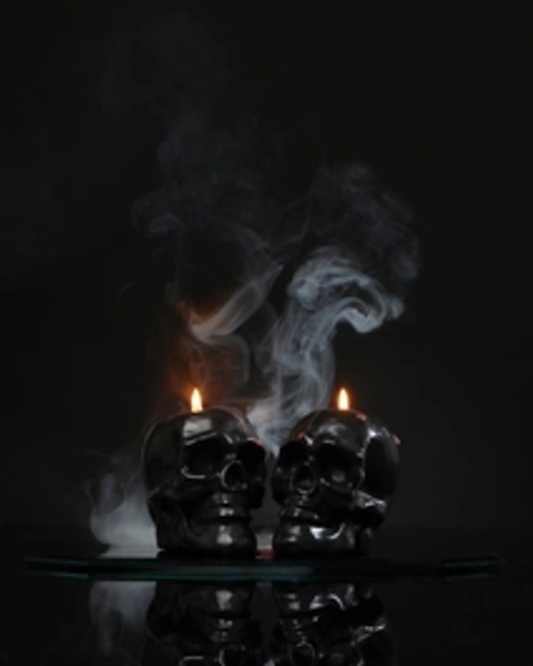 Bleeding Skull Unscented Candle Duo Black & Red 2 x 180g